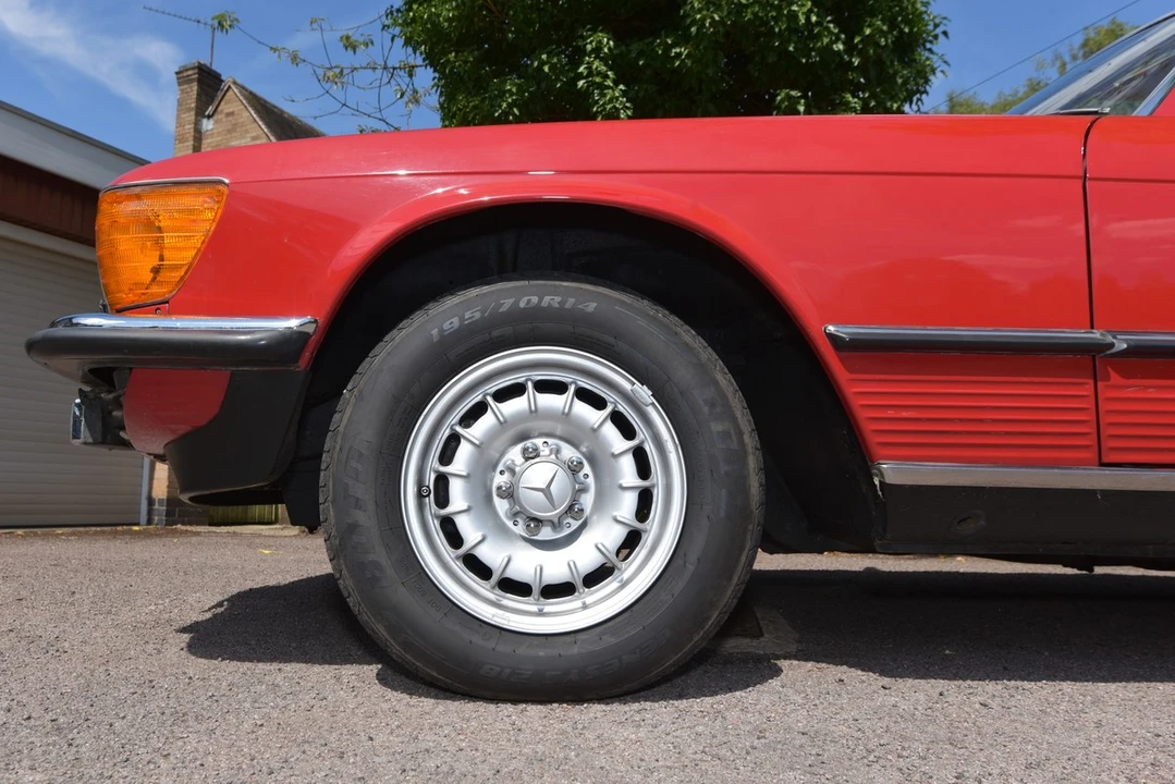1982 Mercedes-Benz R107 SL-Class - Image 25 of 30