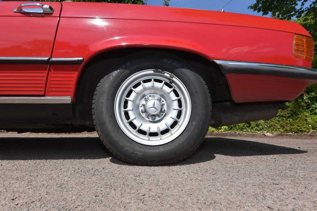 1982 Mercedes-Benz R107 SL-Class - Image 26 of 30