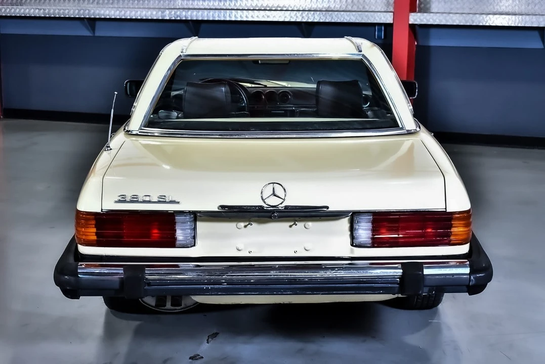 1982 Mercedes-Benz R107 SL-Class - Image 29 of 30