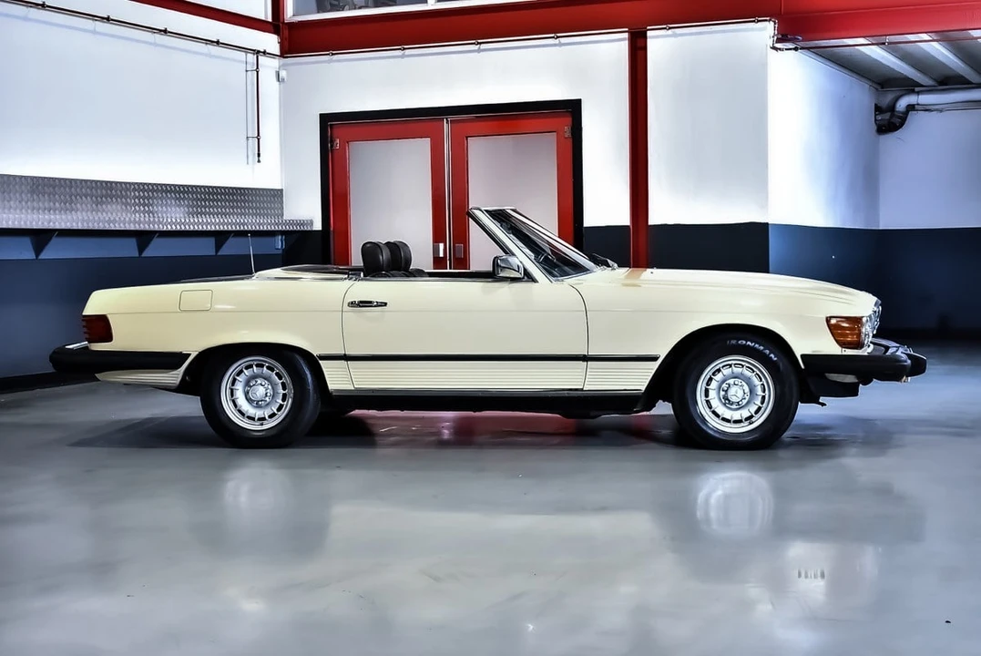1982 Mercedes-Benz R107 SL-Class - Image 17 of 30