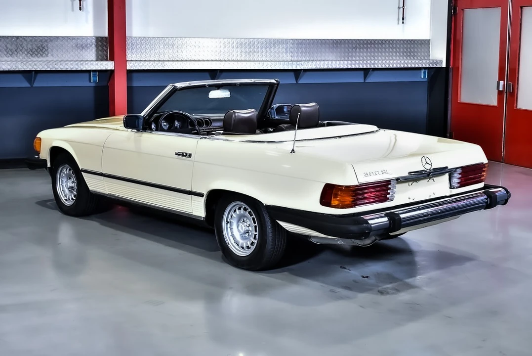 1982 Mercedes-Benz R107 SL-Class - Image 23 of 30