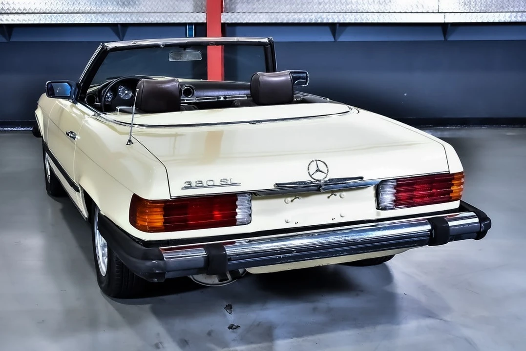 1982 Mercedes-Benz R107 SL-Class - Image 22 of 30