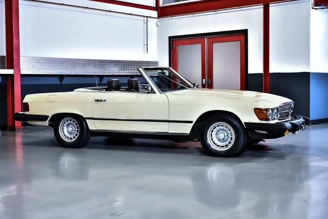 1982 Mercedes-Benz R107 SL-Class - Image 15 of 30
