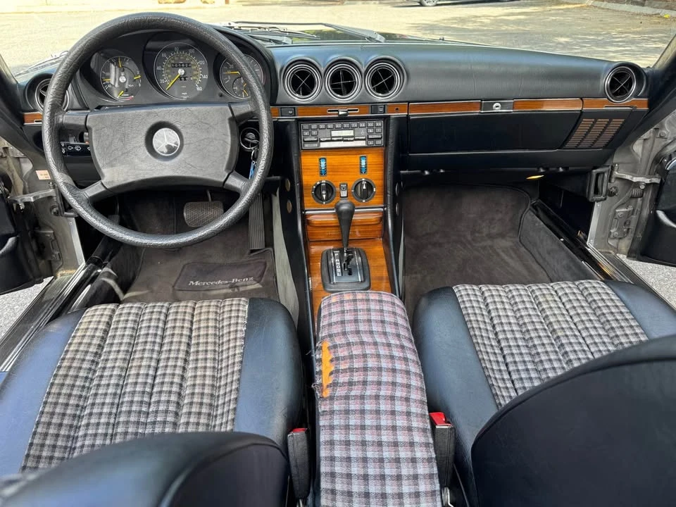 1982 Mercedes-Benz R107 SL-Class - Image 13 of 15