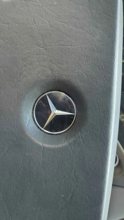 1982 Mercedes-Benz R107 SL-Class - Image 9 of 10
