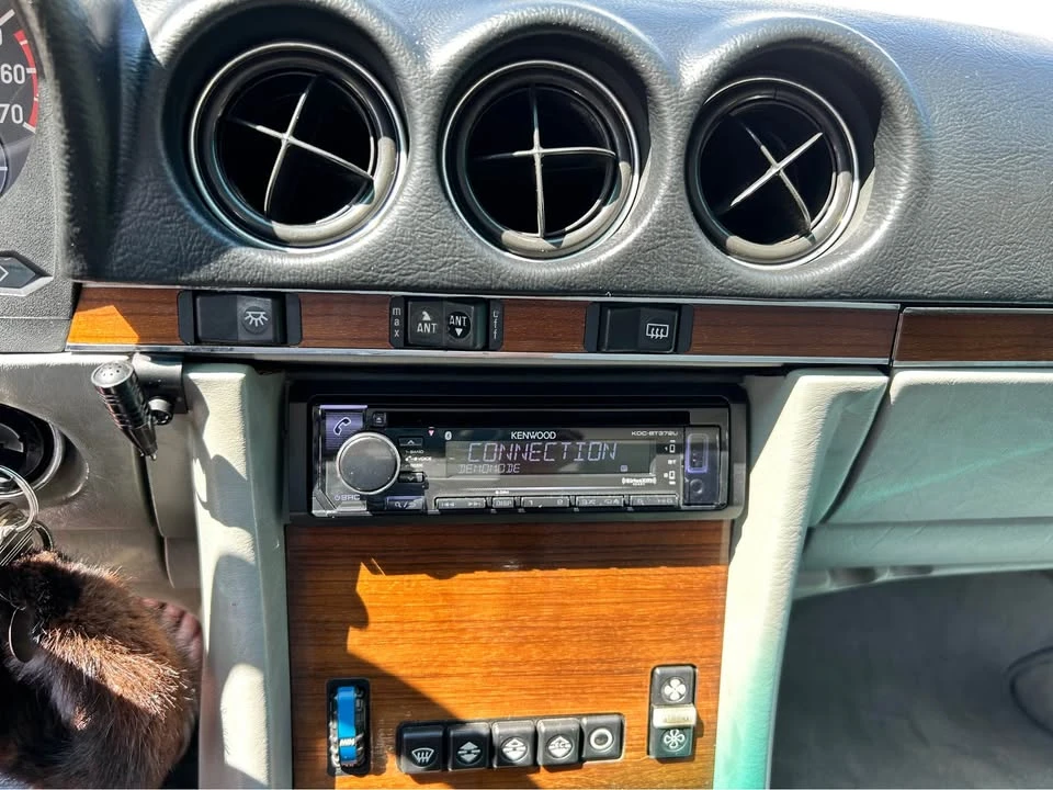 1982 Mercedes-Benz R107 SL-Class - Image 13 of 16