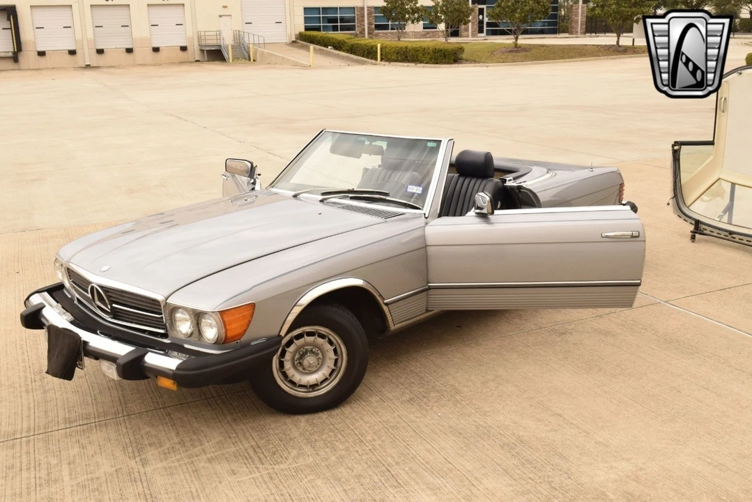 1982 Mercedes-Benz R107 SL-Class - Image 4 of 12