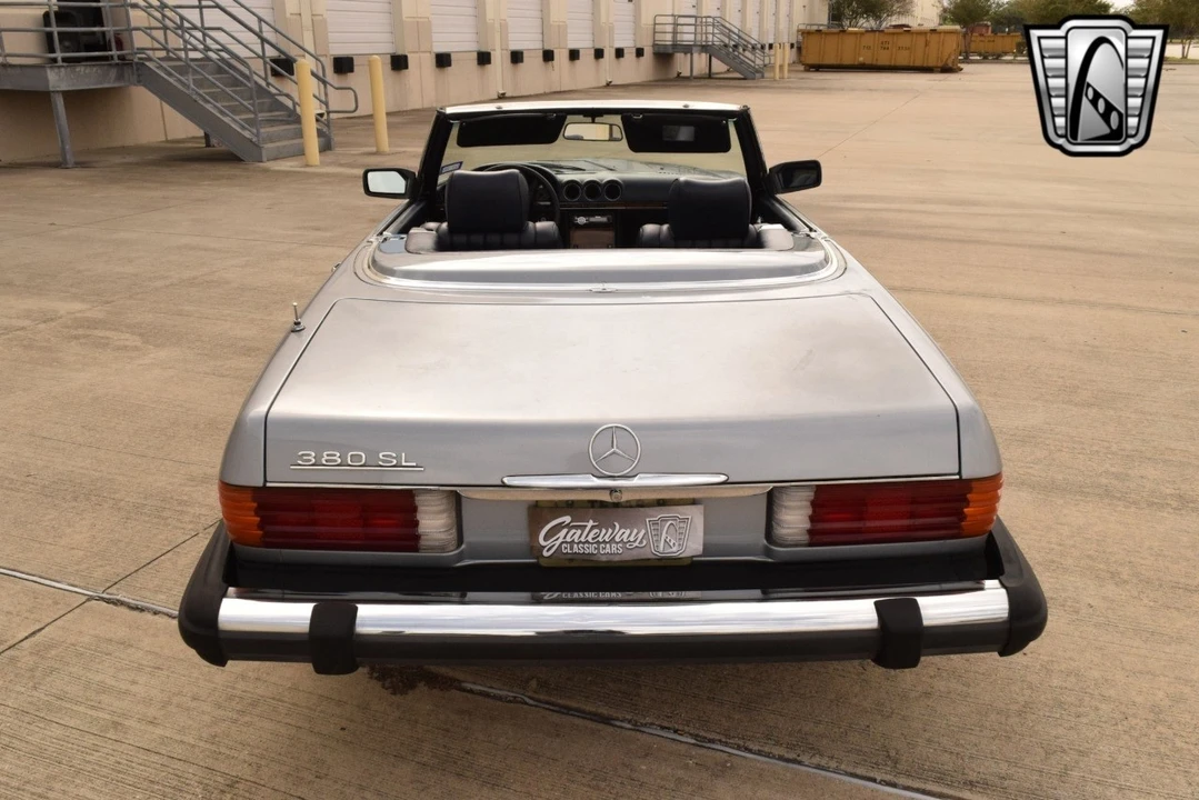 1982 Mercedes-Benz R107 SL-Class - Image 3 of 12
