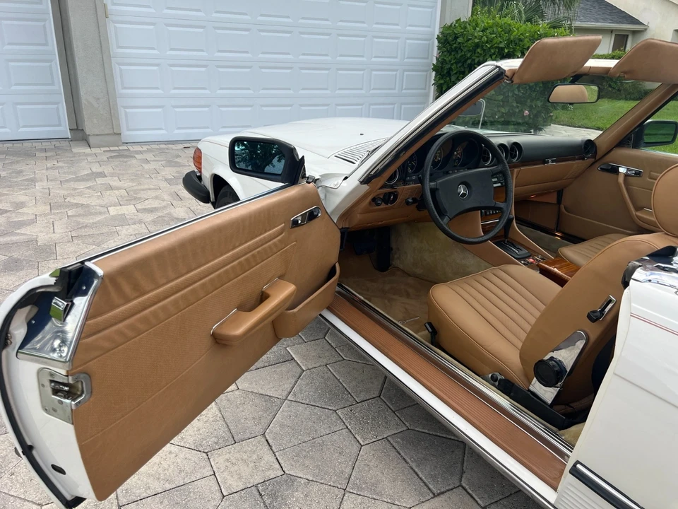 1982 Mercedes-Benz R107 SL-Class - Image 12 of 21