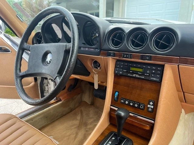 1982 Mercedes-Benz R107 SL-Class - Image 10 of 21