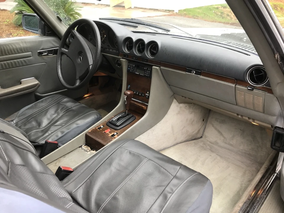 1982 Mercedes-Benz R107 SL-Class - Image 9 of 12