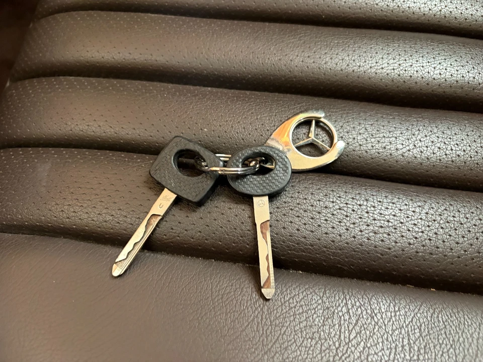 1982 Mercedes-Benz R107 SL-Class - Image 25 of 31