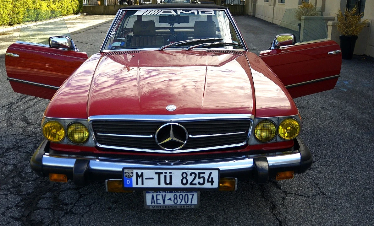 1982 Mercedes-Benz R107 SL-Class - Image 12 of 21