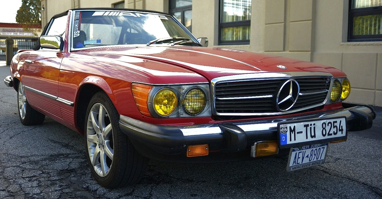 1982 Mercedes-Benz R107 SL-Class - Image 11 of 21