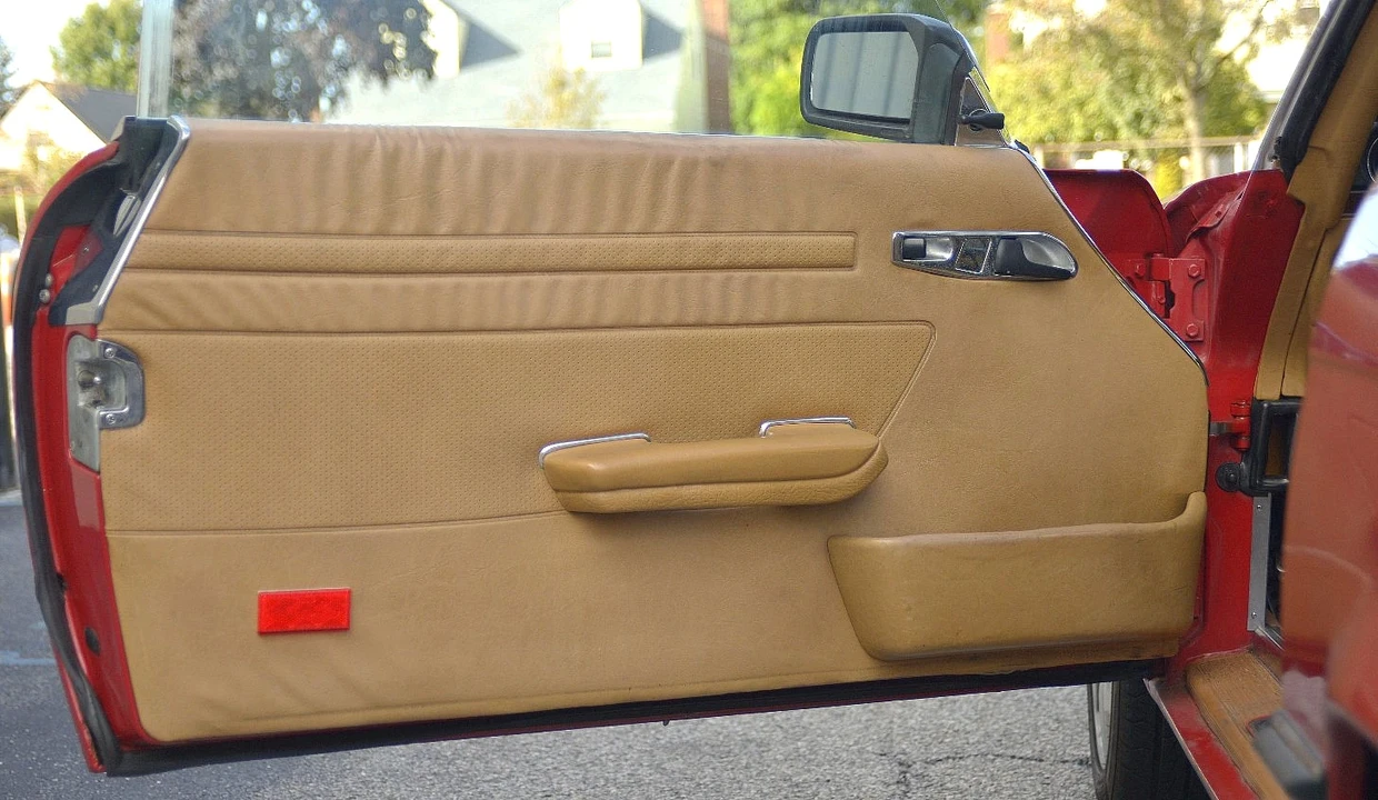 1982 Mercedes-Benz R107 SL-Class - Image 16 of 21