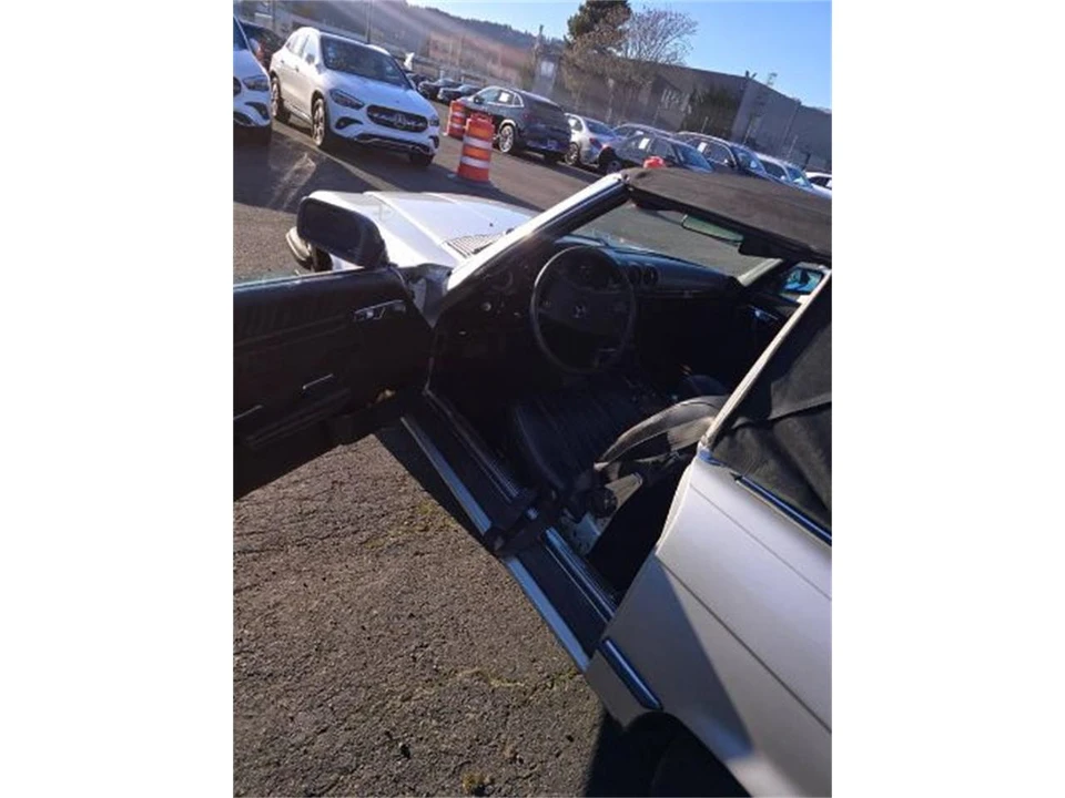 1982 Mercedes-Benz R107 SL-Class - Image 2 of 13