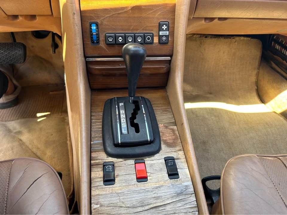1982 Mercedes-Benz R107 SL-Class - Image 8 of 11