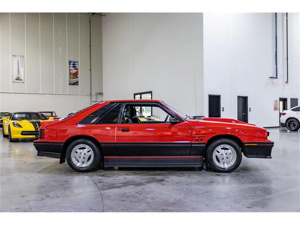1982 Mercury Capri - Image 8 of 31