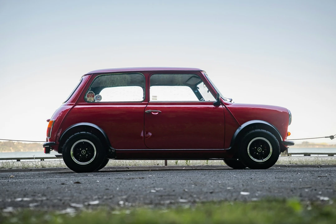 1982 Morris - Image 19 of 21