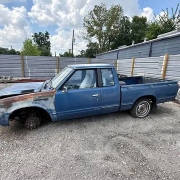 1982 Nissan Datsun Pick Up King Cab