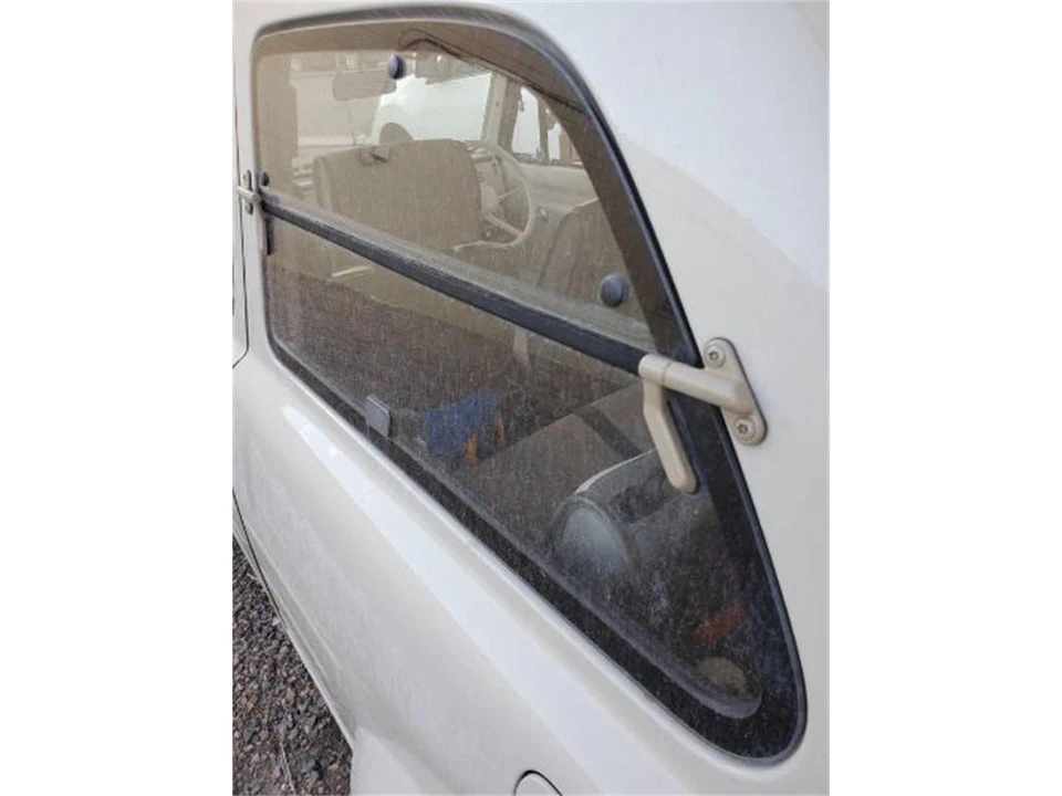 1982 Nissan Pao - Image 5 of 14
