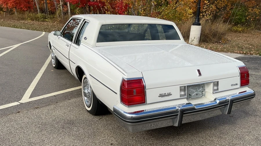 1982 Oldsmobile 88 - Image 4 of 6