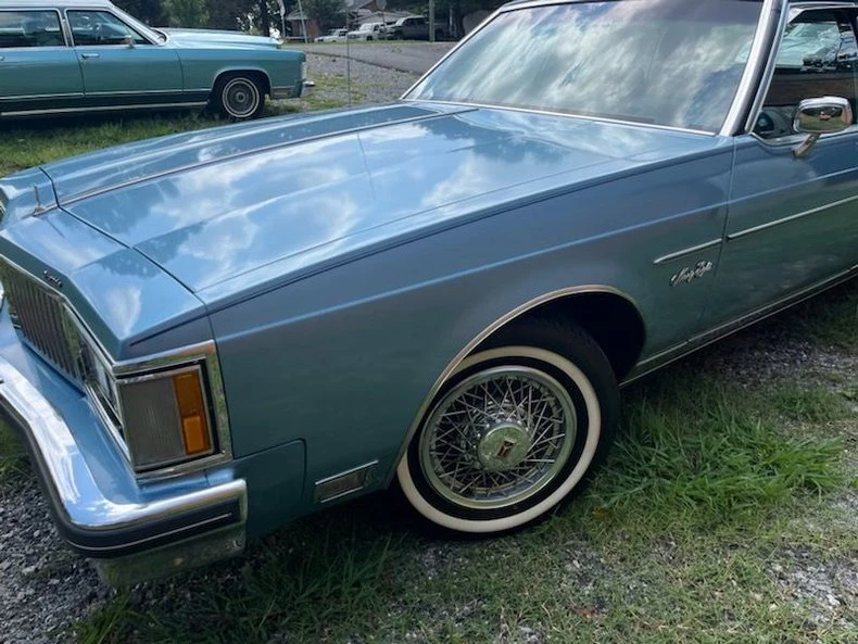 1982 Oldsmobile 98 - Image 2 of 10