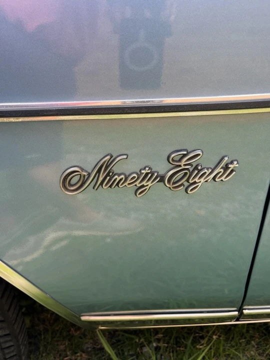 1982 Oldsmobile 98 - Image 7 of 10
