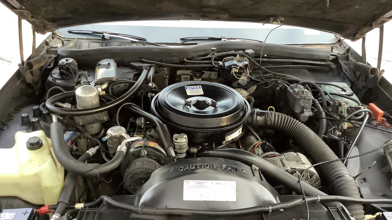 1982 Oldsmobile 88 - Image 7 of 28