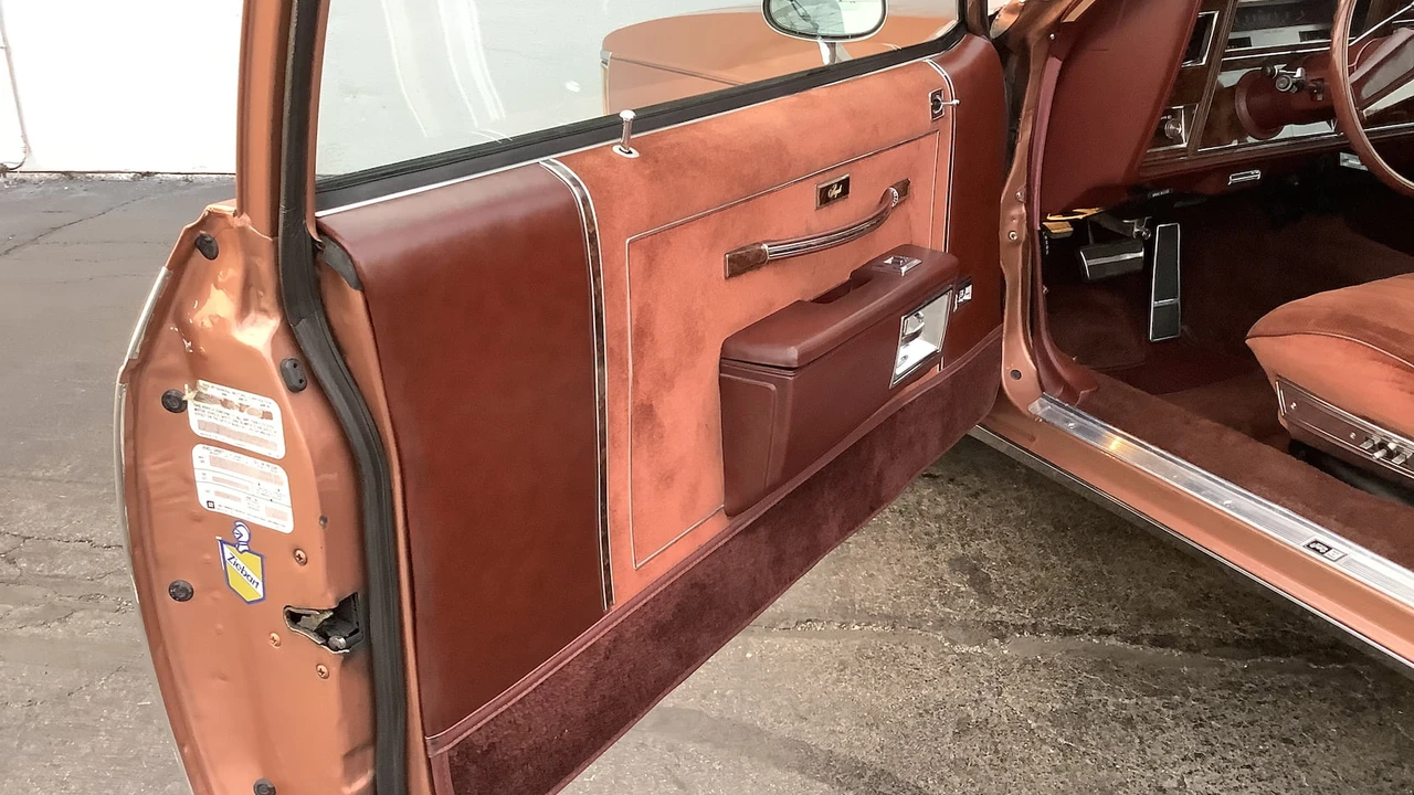 1982 Oldsmobile 88 - Image 8 of 28