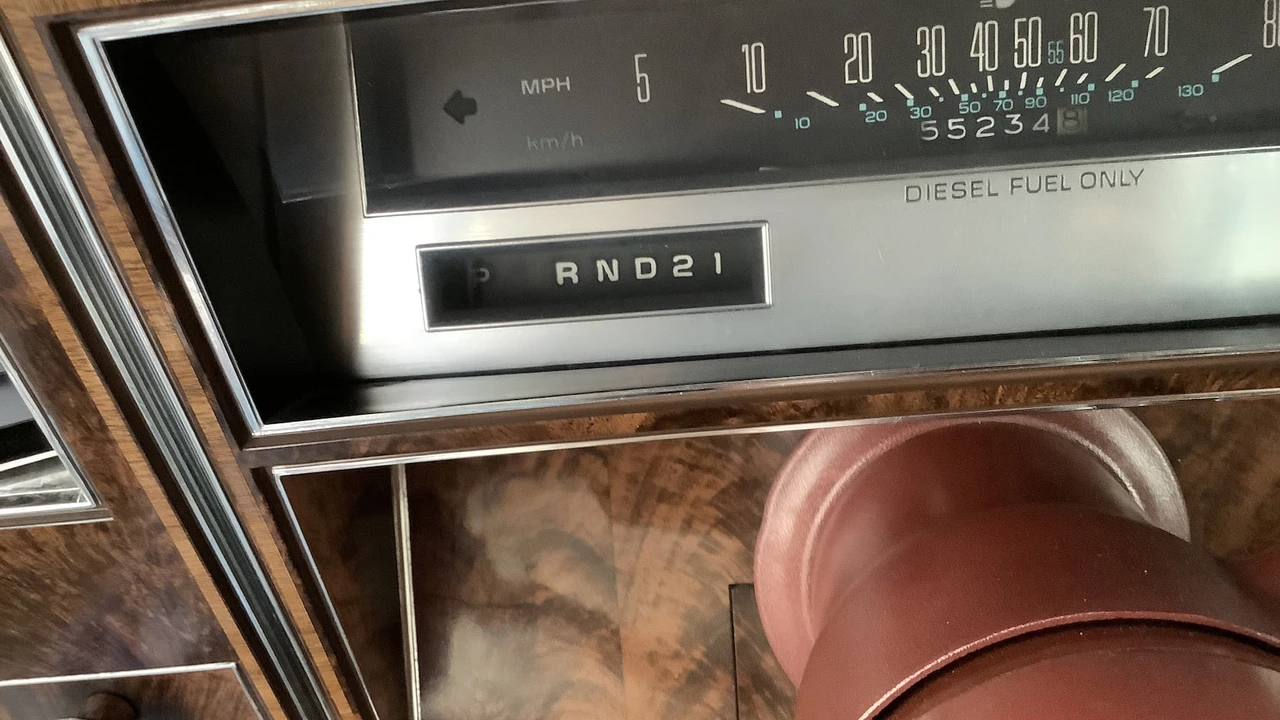 1982 Oldsmobile 88 - Image 10 of 28