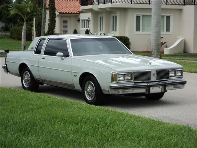 1982 Oldsmobile 88 - Image 9 of 12