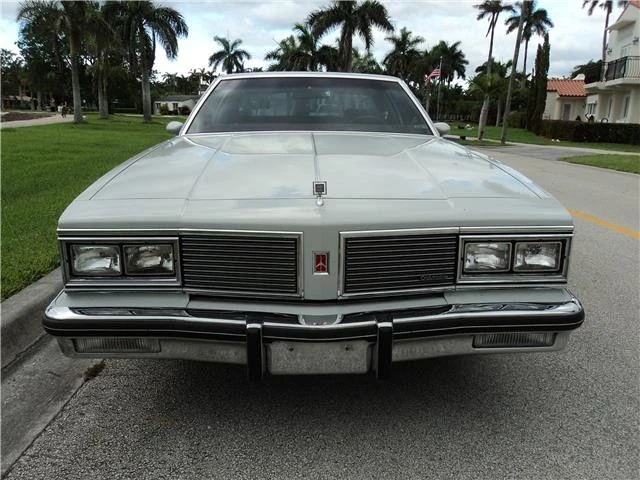 1982 Oldsmobile 88 - Image 12 of 12