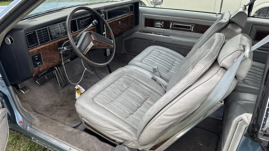 1982 Oldsmobile Toronado - Image 3 of 4
