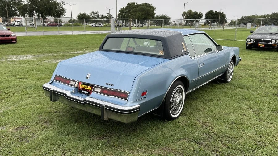 1982 Oldsmobile Toronado - Image 2 of 4