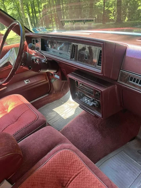 1982 Oldsmobile Cutlass Supreme - Image 6 of 18