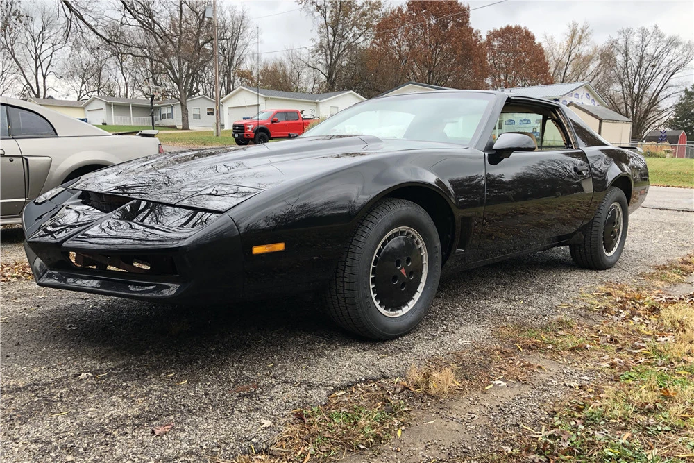 1982 Pontiac Firebird Trans Am 3rd Gen - Image 2 of 5