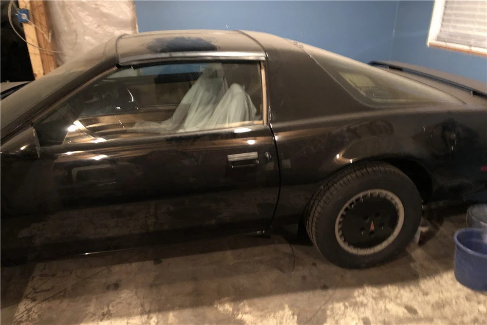 1982 Pontiac Firebird Trans Am 3rd Gen - Image 5 of 5