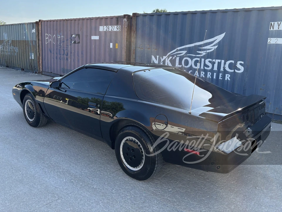 1982 Pontiac Firebird Trans Am 3rd Gen - Image 17 of 19