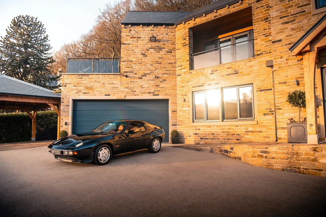 1982 Porsche 928 S - Image 8 of 31