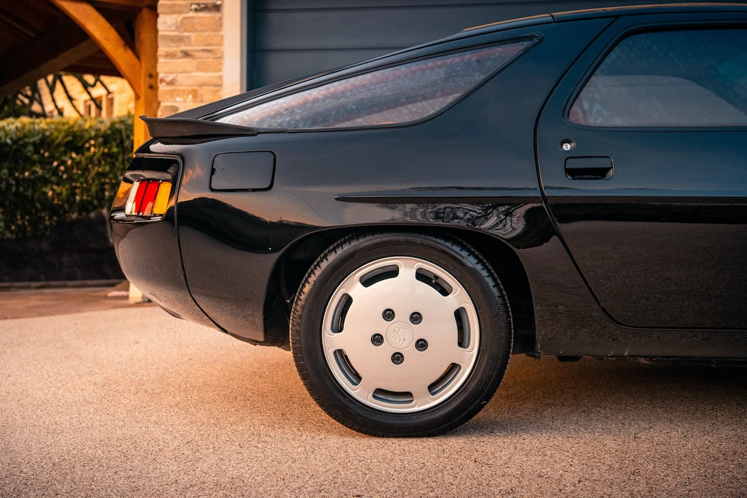 1982 Porsche 928 S - Image 24 of 31