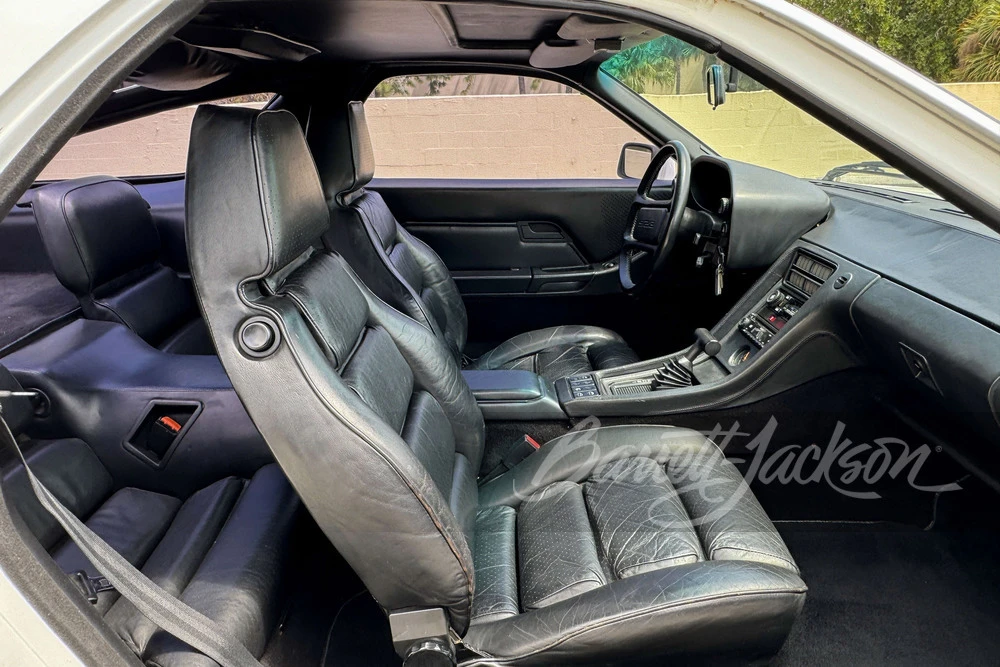 1982 Porsche 928 - Image 3 of 16