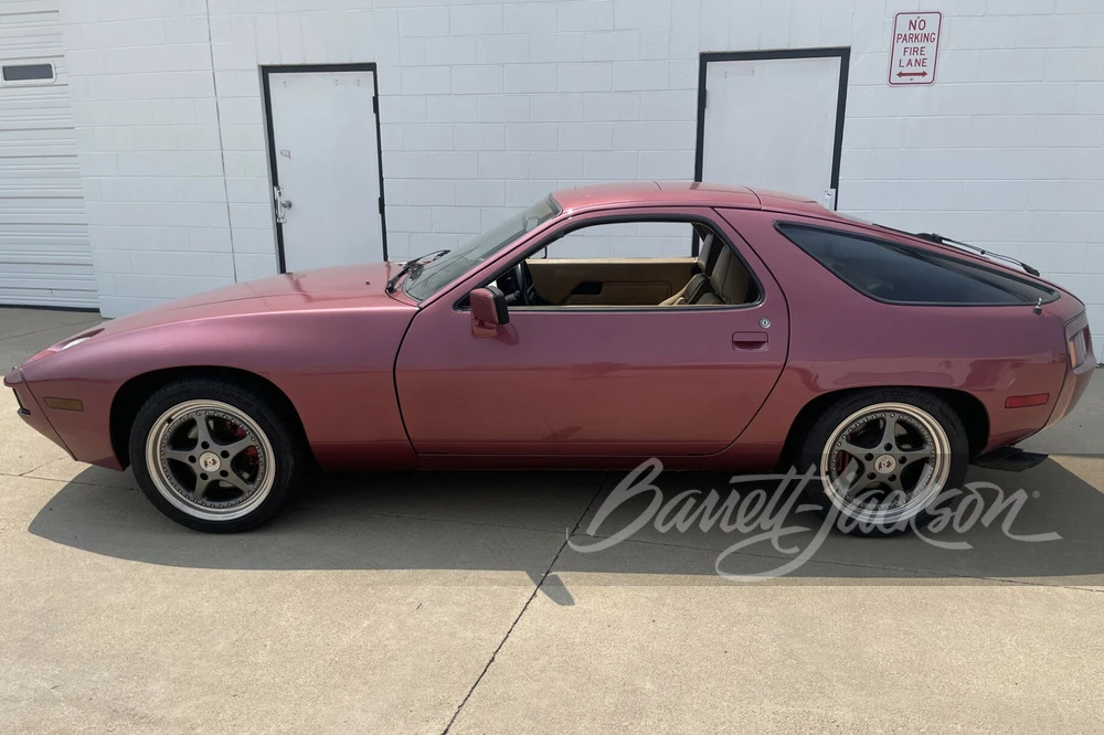 1982 Porsche 928 - Image 10 of 10