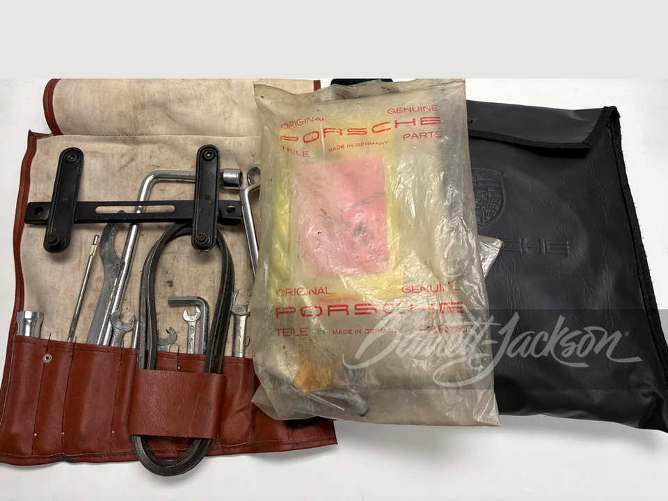 1982 Porsche 930 Turbo - Image 9 of 31