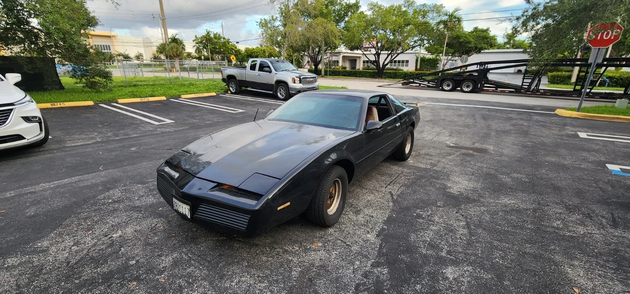 1982 Pontiac Firebird 3rd Gen - Image 2 of 21