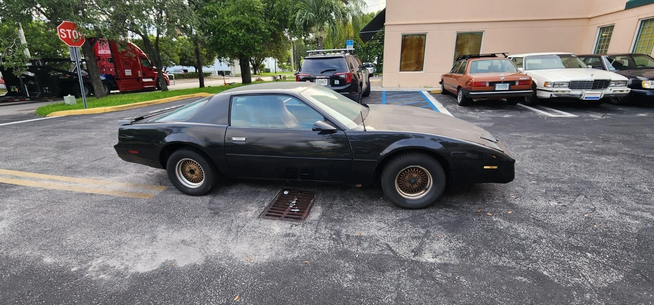 1982 Pontiac Firebird 3rd Gen - Image 5 of 21