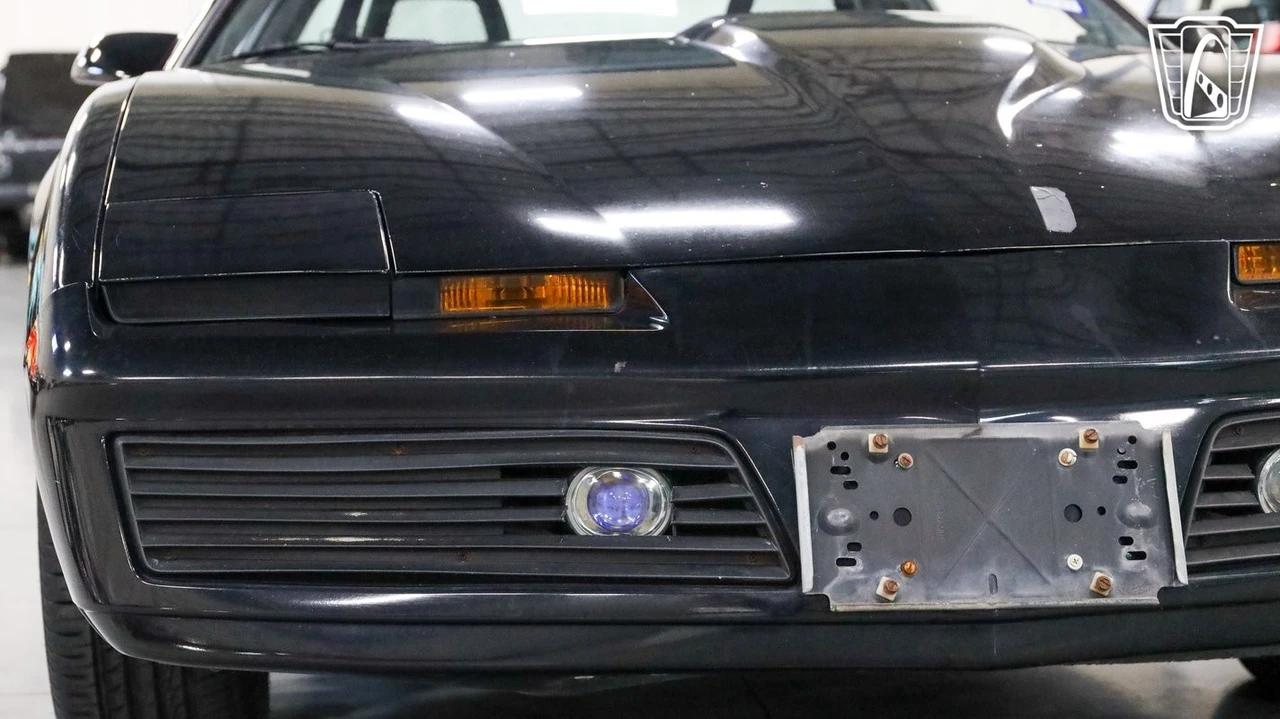 1982 Pontiac Firebird 3rd Gen - Image 8 of 12