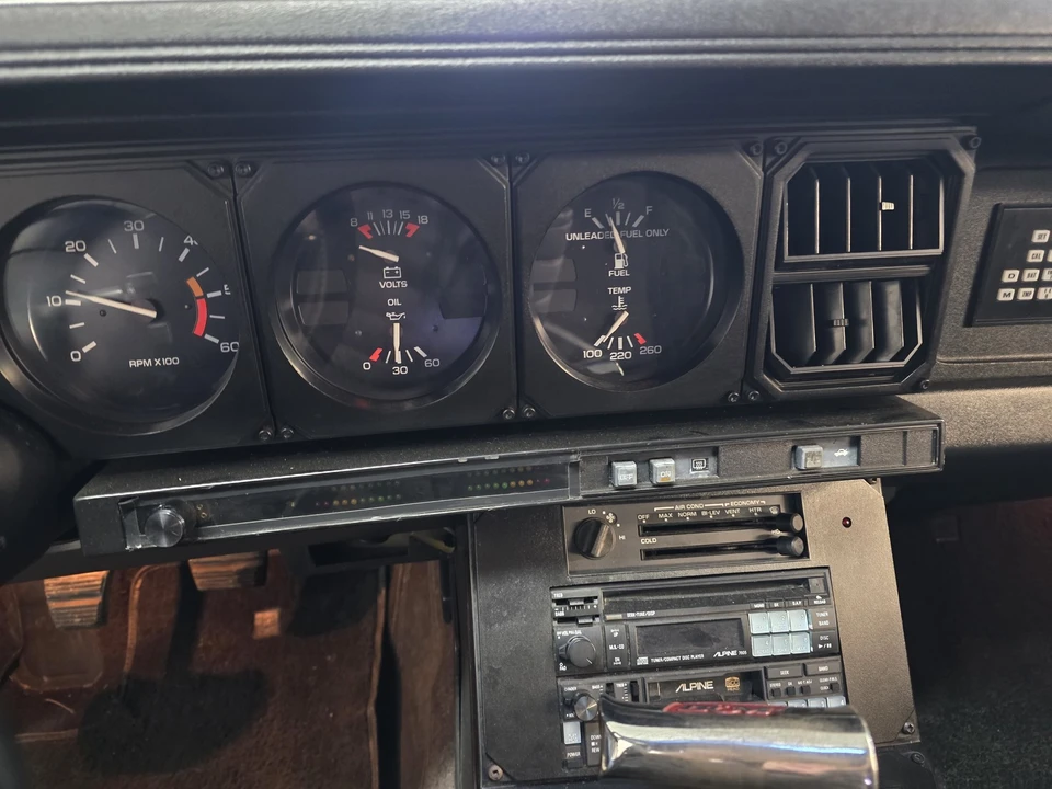 1982 Pontiac Firebird 3rd Gen - Image 20 of 31