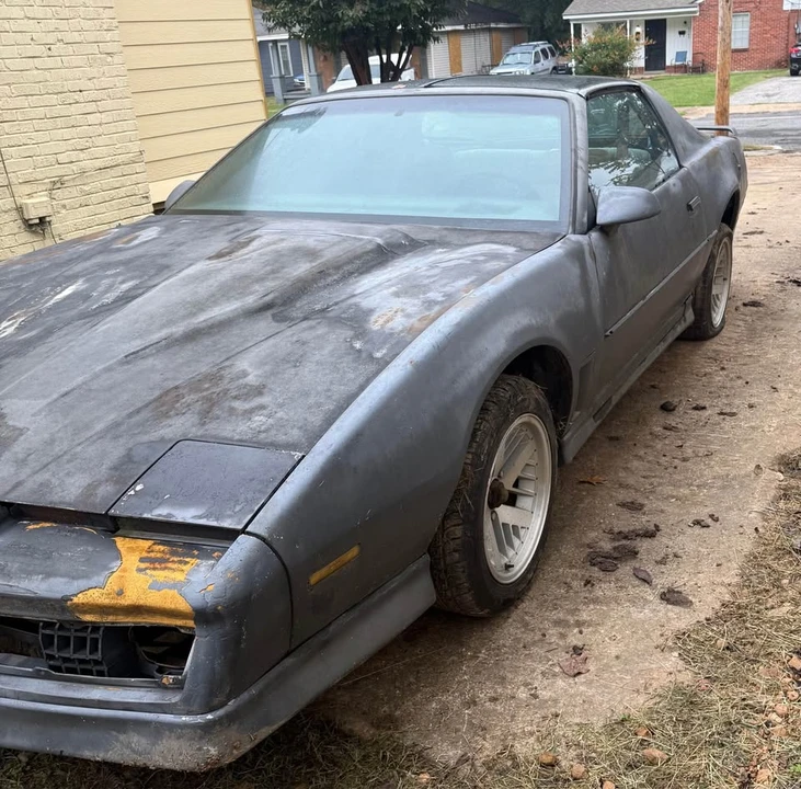 1982 Pontiac Firebird 3rd Gen - Image 2 of 4