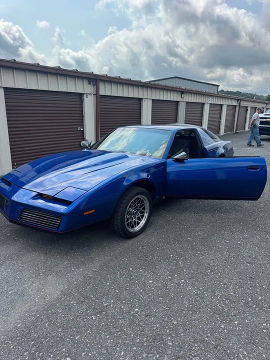 1982 Pontiac Firebird 3rd Gen - Image 5 of 8